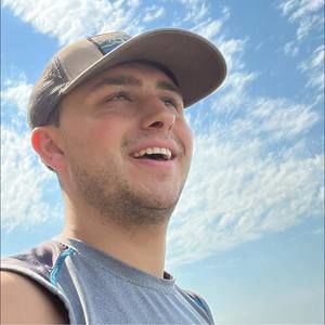 Meet your Posher, Blake